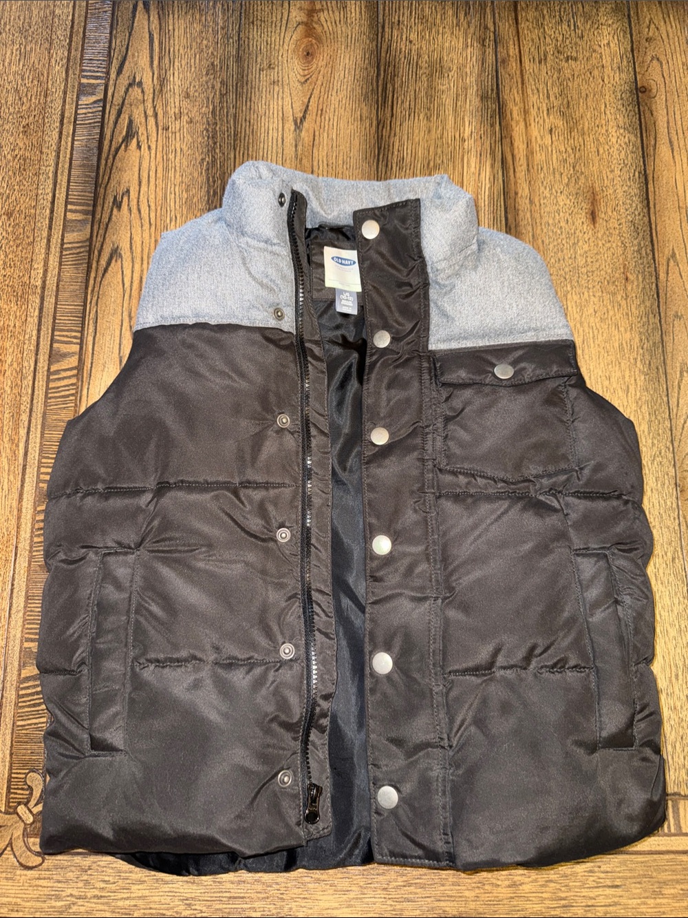 Old Navy Black and Light Gray Puffer Vest for Kids